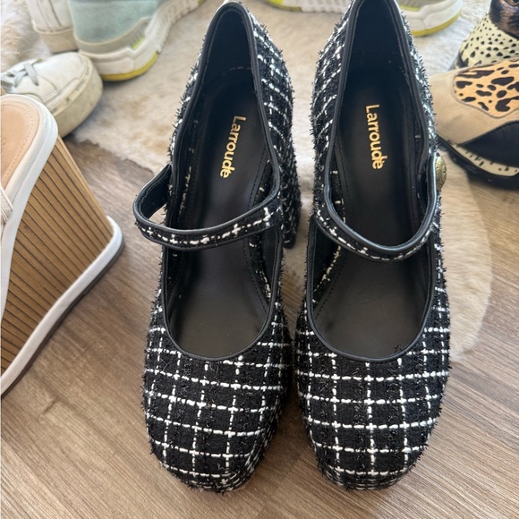 Larroude Emma pump in black tweed - Picture 2 of 2